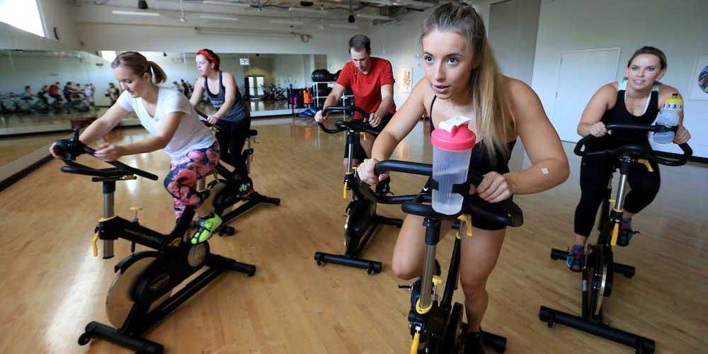   Students in a spinning class at Fitness Center